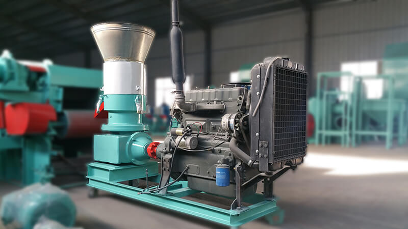 Small scale biomass pellet mill