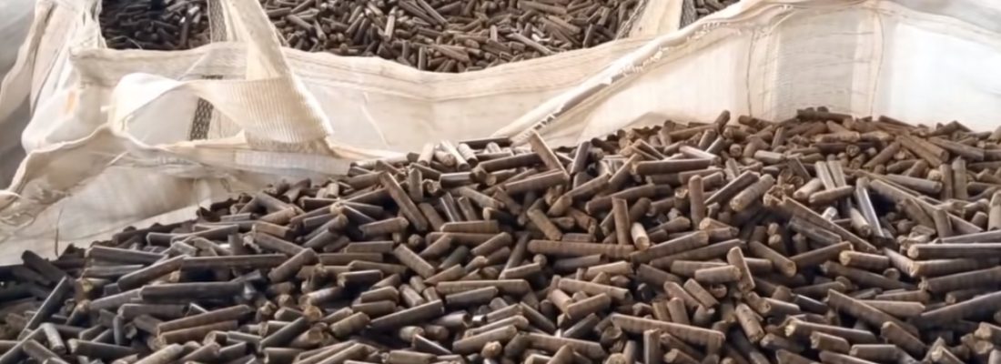 Wood pellets pic Wood pellets